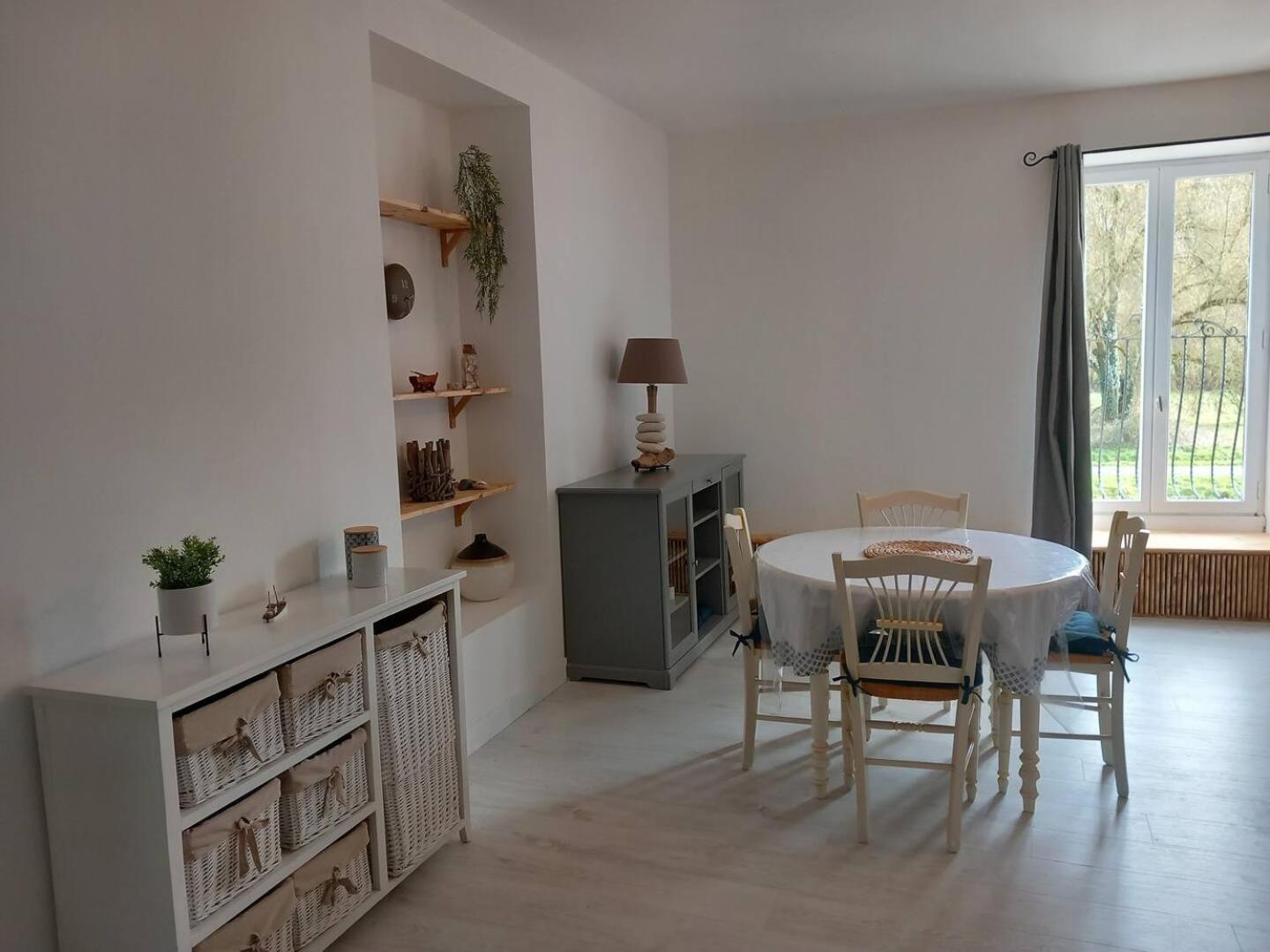 Balade Sur Le Port Apartment Dinan Bagian luar foto